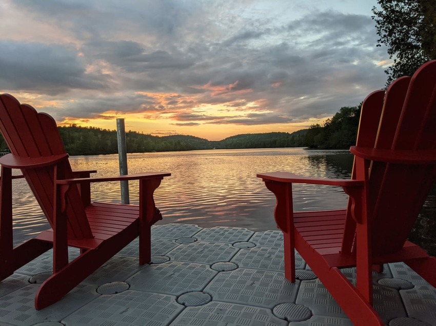 Canada Inc Chaises Bord De L'eau 1 850X637