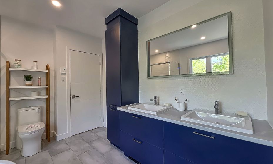 025 Photo 15692385