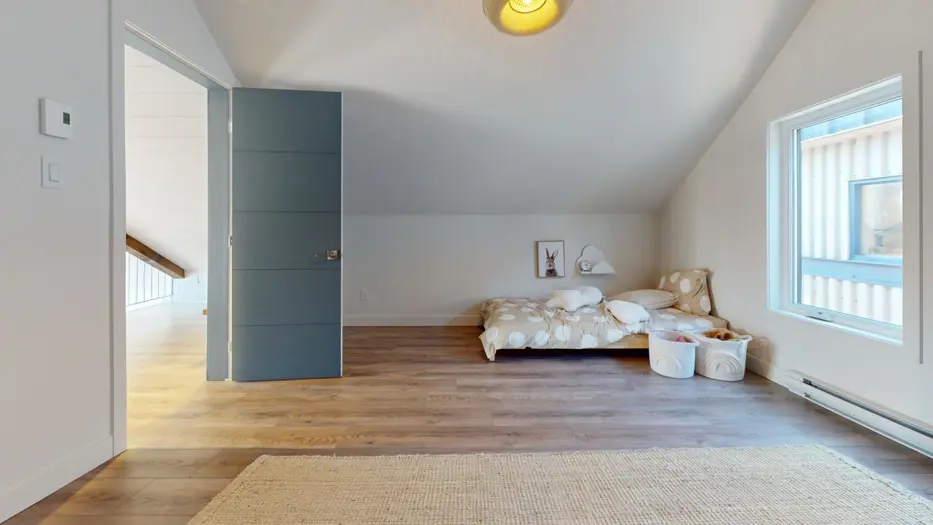 Le Alta Bedroom 3