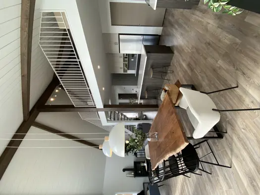 Alta intérieure avec mezzanine