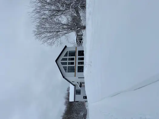 Altitude Bi Génération Avec Revêtement Extérieur Canexel Blanc 4
