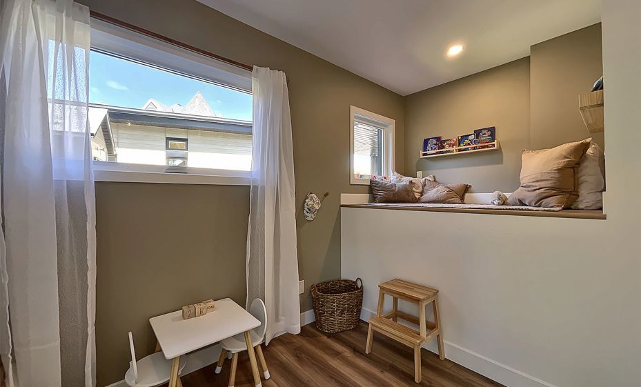 009 Photo 15692368